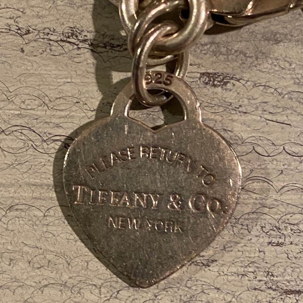 Tiffany’s Sterling Heart Pendant Bracelet - Picture 6 of 7